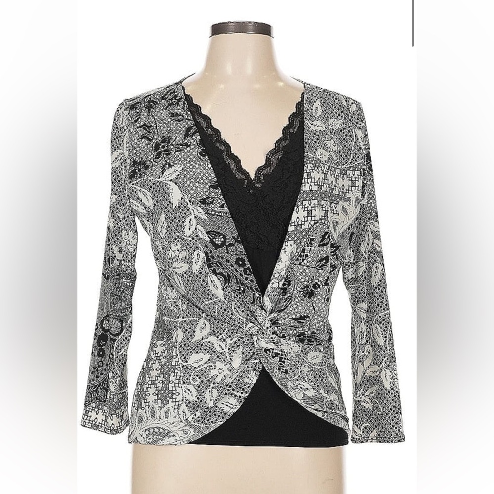 Black and White Patterned Top